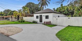 470 NE 165th St Gallery 1