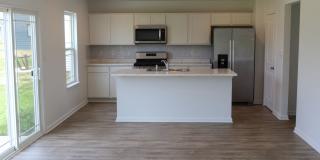 Now Available! Newer 4 BR Home in Decatur Schools! Gallery 3