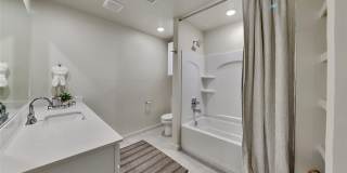 Luxury 3 Bedroom 2.5 Bathroom Duplex in Piedmont Schools with a 2 car garage (Neighborhood Park) Gallery 13