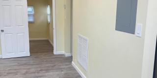 1172 Arizona Avenue Gallery 5