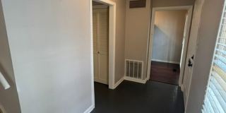 Elegant Colonial Style 2 Bedroom 2 and a half Bathroom Townhome in Little Rock Gallery 21