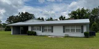 Charming Country Retreat Near Nutrien – White Springs, FL Gallery 1
