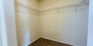4 bed 2 bath home in Huning Ranch. Gallery 17