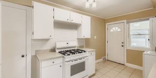 16855 Sayre Avenue Gallery 14