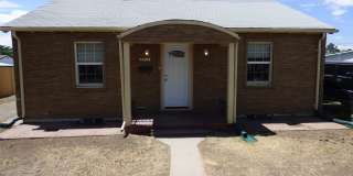 CHARMING RANCH STYLE HOME IN ELYRIA-SWANSEA WITH FENCED YARD AND GARAGE Gallery 1