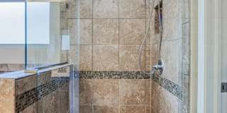 Westside area for Short or Long Term Rental (Completely Furnished) Beautiful 3 bed/2.5 baths plus Office space Gallery 14