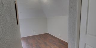Upper level unit Gallery 14