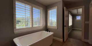 Elegant South Cooper Mountain Home with 4 Bedrooms, Bonus Room, Main-Level Suite & Designer Finishes Gallery 41