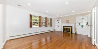 9504 VEIRS Drive Gallery 14