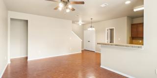 Beautiful 3 Bedroom Duplex Located in New Braunfels, Texas! Gallery 4