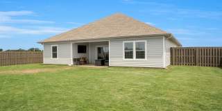 Like-new 4BR/3BA home in desirable St. Clair Place! Gallery 37