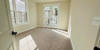 Modern 3 Bedroom, 2.5 Bath Townhouse Modern 3 Bedroom, 2.5 Bath Townhouse Gallery 13