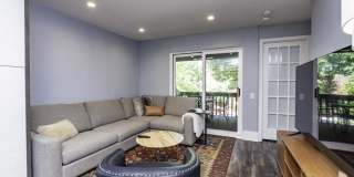 2140 N Lincoln Gallery 1