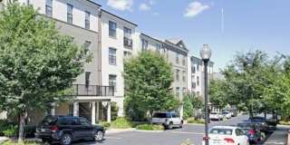 715 Walker Square, unit 3B Gallery 1