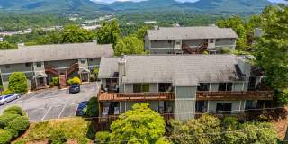 2-Bedroom, 2-Bathroom Condo with Stunning Downtown Views Gallery 33