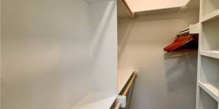 8881 Williams Road Gallery 24