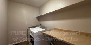 5368 Owens Street Gallery 13