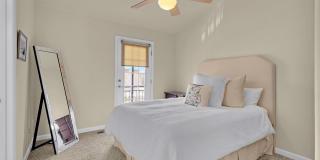 Immaculate 3 Bedroom Townhome Near Downtown COS Gallery 18