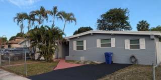 2990 Nw 7th Ct Gallery 1