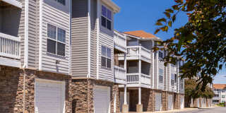 Lenox West Luxury Apartments Gallery 44