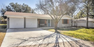 3301 East Drive Gallery 1