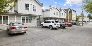 Spacious 3bd/3ba Townhouse Gallery 1