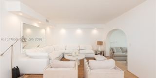 9940 Collins Ave Gallery 4