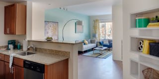 Peninsula Apartments Gallery 2