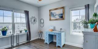 Stunning Bay Front Home Gallery 16