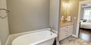 Beautifully Spacious 3bd/2.5ba Home Just Minutes from Downtown Durham with Fenced-In Backyard! Gallery 21