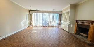 HUGE home in East Buntyn near U of M Gallery 31