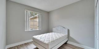 1032 RADISON Avenue Gallery 19