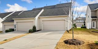 Morrisville End Unit Townhouse: Available June 10th Gallery 17