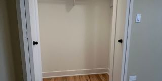 4231 S Champlain Ave Gallery 35