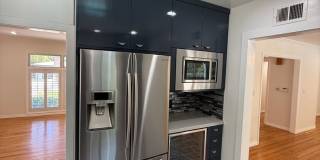 Beautiful One Level, 3 Bedroom, 3 Bathroom Tarzana Pool Home for Lease! Gallery 19