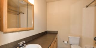 Madison Avenue Apartments Gallery 10