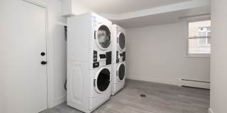 816 N. Cherry Street Gallery 7