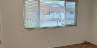 UPSTAIRS 2 BED UNIT IN ROSEVILLE!! Gallery 10