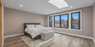 148 Oak Street Gallery 27