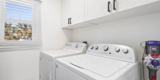 113 4th Ave Gallery 31