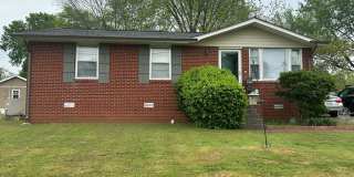 204 Crest Drive Gallery 1