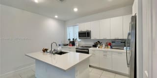 4654 NW 83rd Pkwy Gallery 6