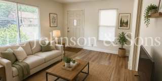 Charming Home with Built-In Bookshelves & Central HVAC Gallery 4