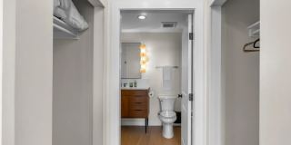 475 Redwood Street - 1201 Gallery 14