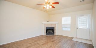 610 Maplewood Drive Gallery 4