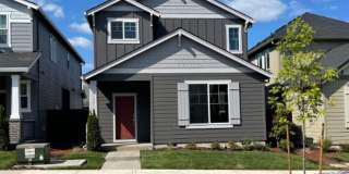 Stylish & Comfortable Living with Fireplace, Island Kitchen, and Private Suite, parks and playgrounds Gallery 1