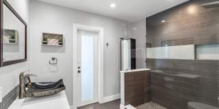 2471 NE 46th Street Gallery 29