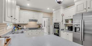 5049 Spaniel Drive Gallery 24