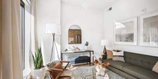 Reva Gallery 16