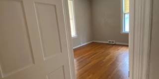 746 East Laurel Street - 1 Gallery 16
